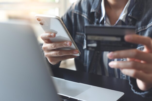 As a global freelancer, getting paid shouldn’t feel like navigating a maze.